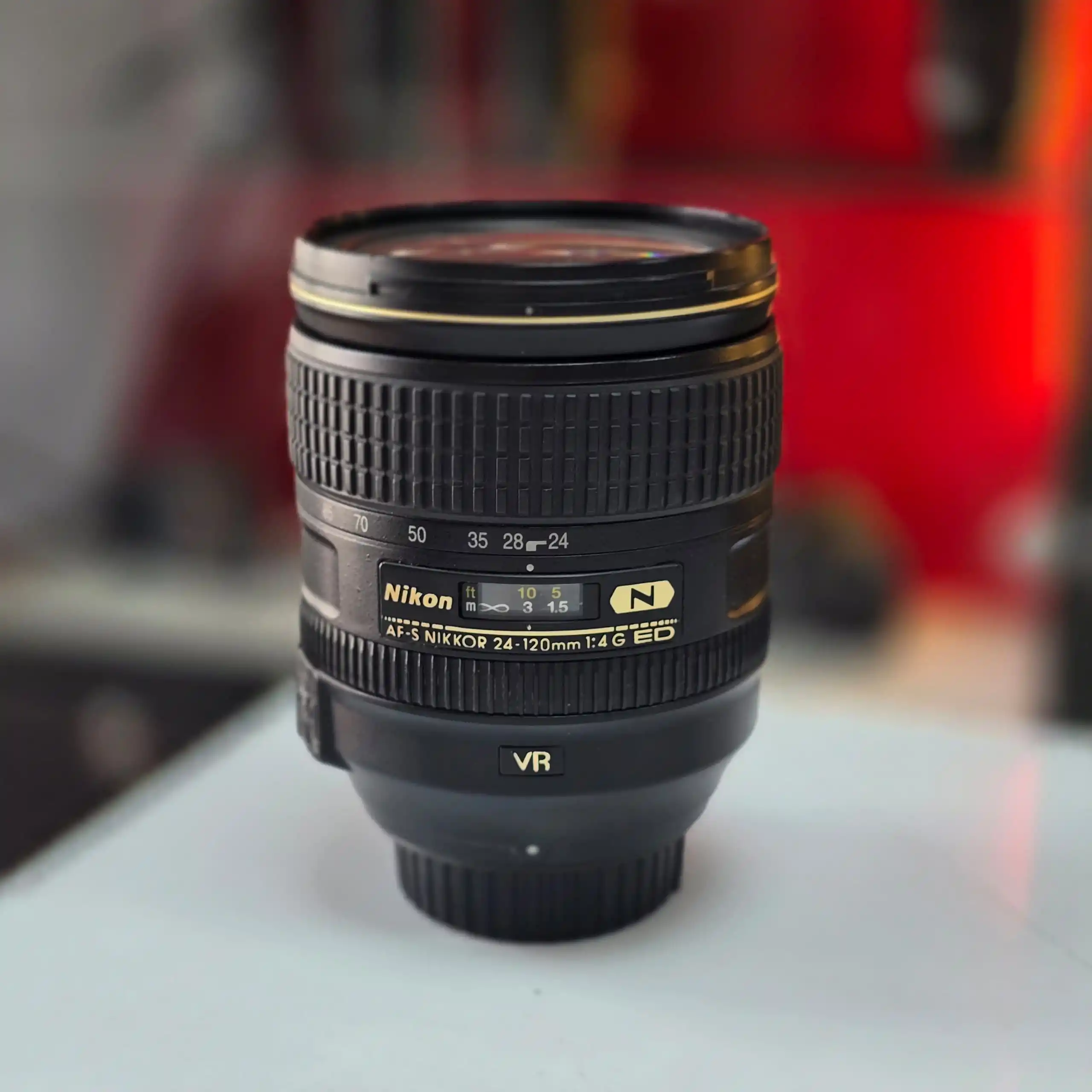 لنز نیکون دست دومNikon AF-S 24-120mm f/3.5-5.6G VR دست دو